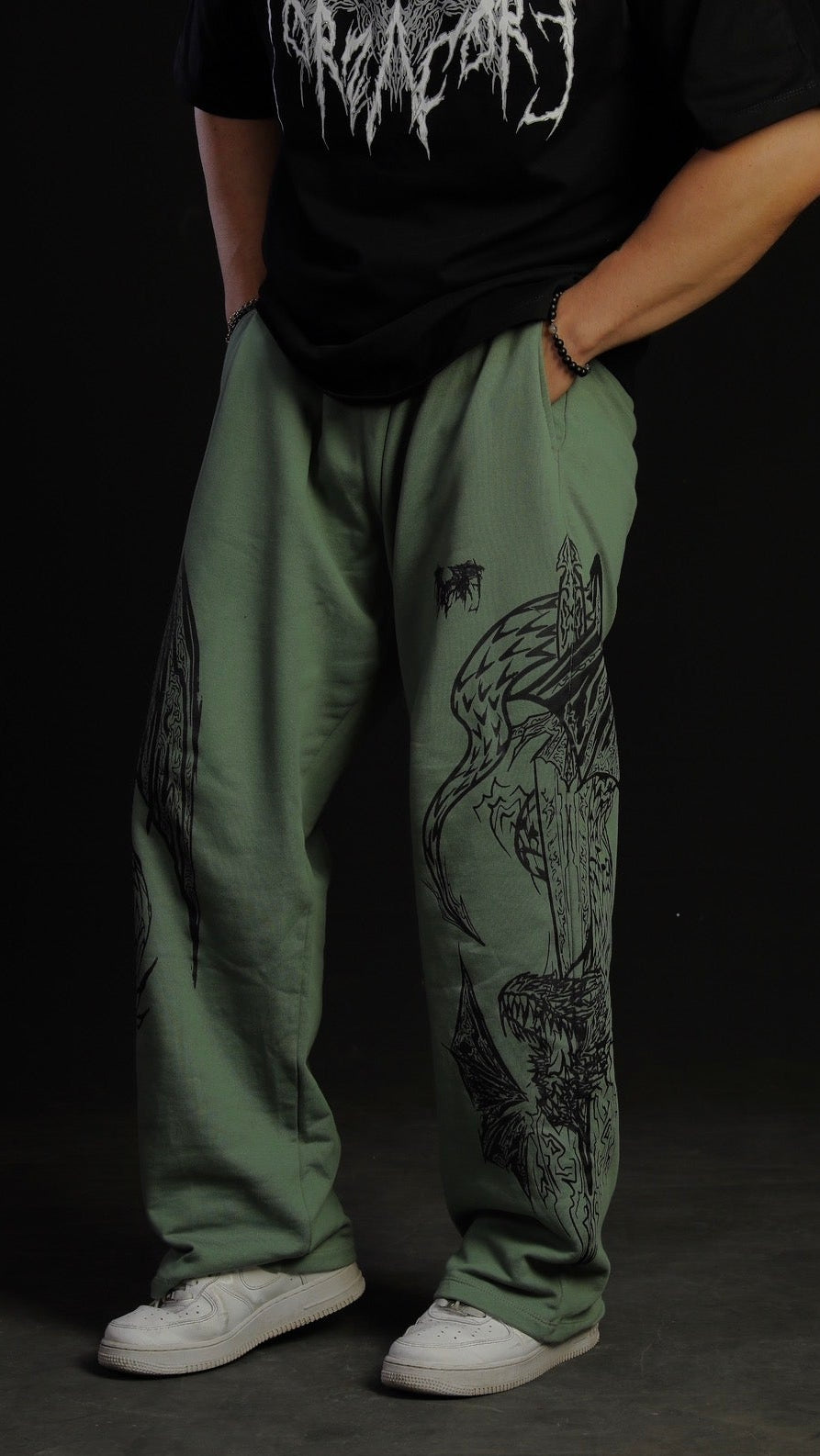 Dragon Baggy Sweatpants [DARK OLIVE GREEN]